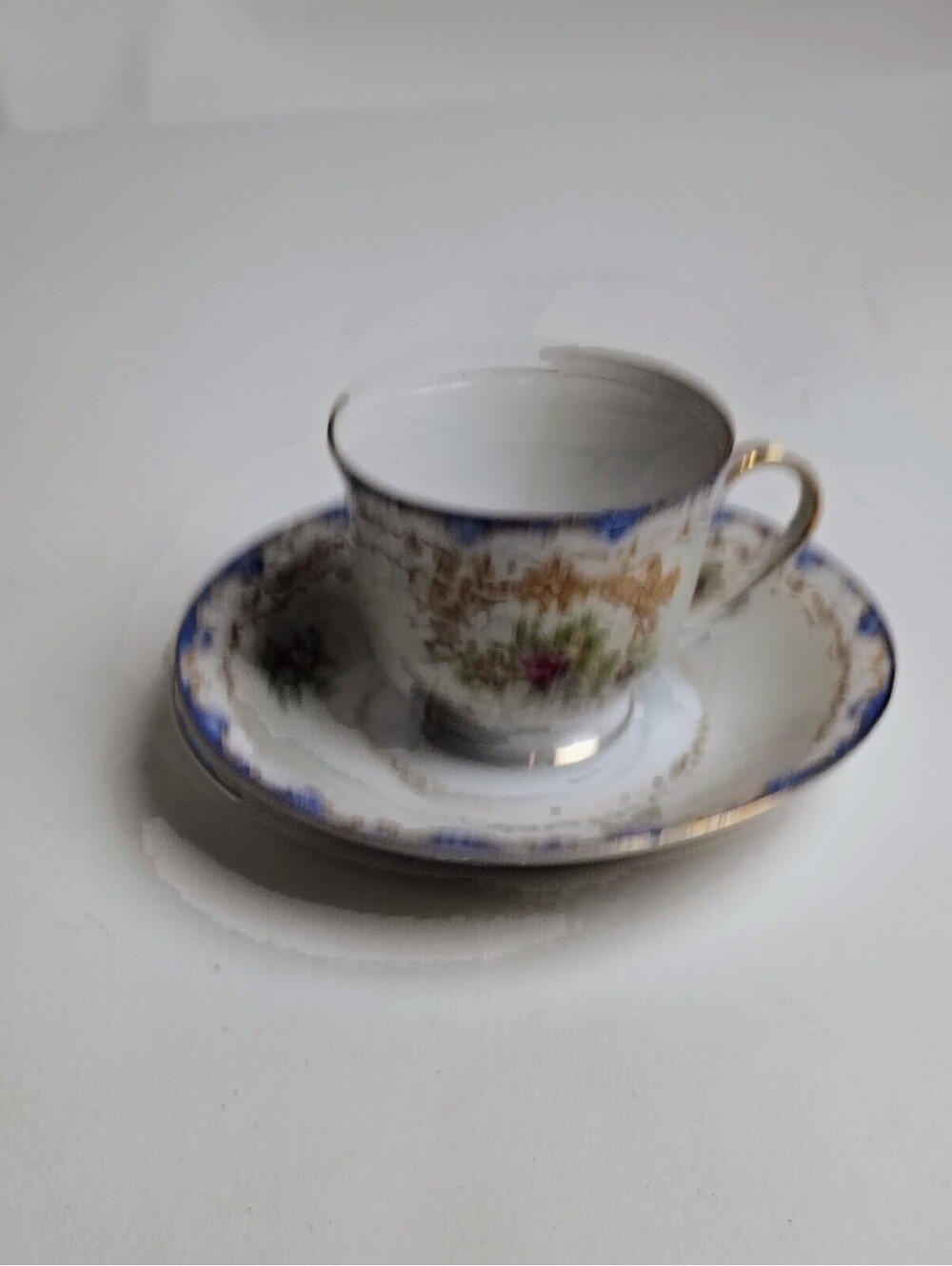 GOLD CHINA OCCUPIED JAPAN  DEMITASSE CUP  Blue Floral with